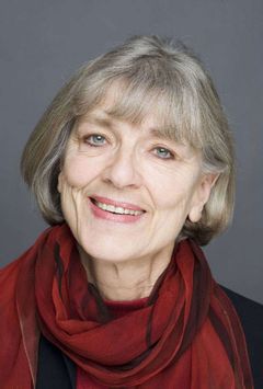 Kristina Adolphson interpreta Siri