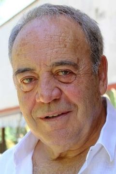 Tito Valverde interpreta Enrique Vergel