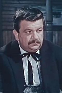 Franco Cobianchi interpreta General Porfirio