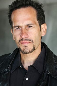 David Carrera interpreta Duncan