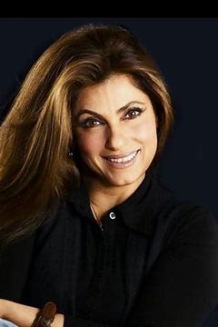 Dimple Kapadia interpreta Priya