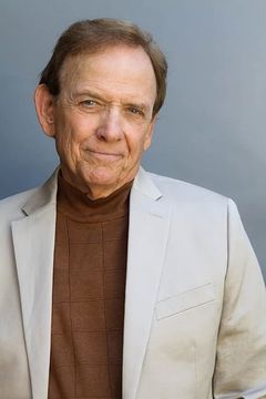 Monte Markham interpreta Don Thorpe