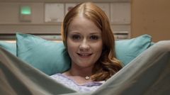 Amy Scott interpreta Kate Randall
