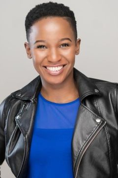 Rumbie Muzofa interpreta Tolu Adedamola