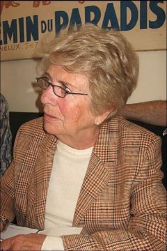 Paule Emanuele interpreta Odile