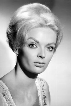 Barbara Steele interpreta Teodora