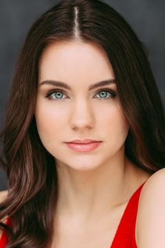 Danielle Brokopp interpreta Dancer / Chorus Performer