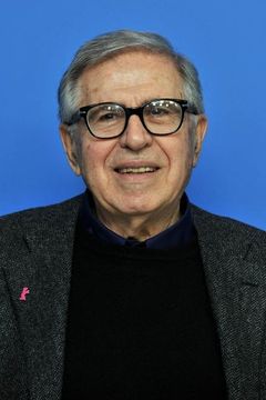 Paolo Taviani interpreta Self