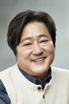 Kwak Do-won interpreta Charcoal fire man