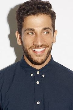Firass Dirani interpreta Vito Rinnelli