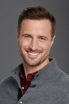 Brendan Penny interpreta Detective Brian Lucas
