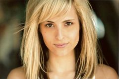 Natalie Garza interpreta Assistant
