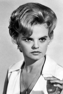 Madeleine Sherwood interpreta Mrs. Norman