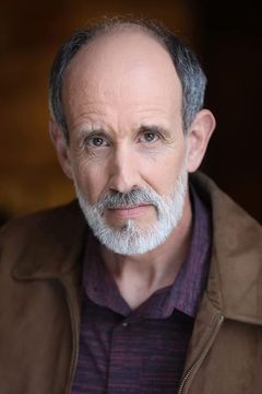 Ross Turner interpreta Townsperson (uncredited)