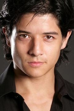 Jon Foo interpreta Jin Kazama