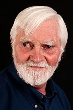Alan Meadows interpreta Rabbi