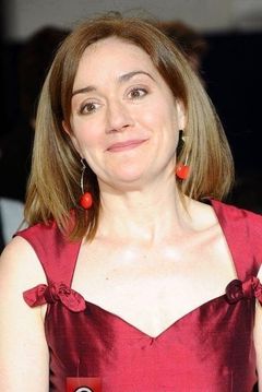 Sophie Thompson interpreta Dorothy
