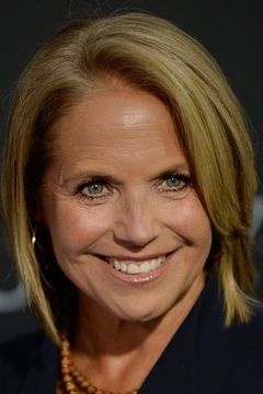 Katie Couric interpreta Self (archive footage) (uncredited)