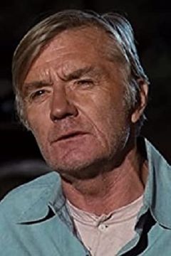 Bill Morey interpreta Mutt (voice) / Recondo (voice)