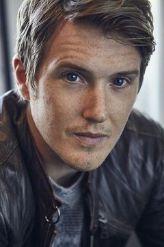 Spencer Treat Clark interpreta Justin