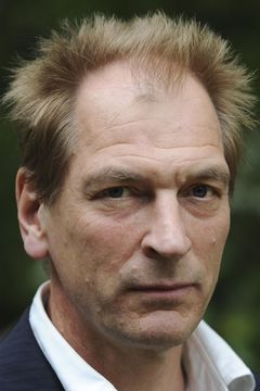 Julian Sands interpreta Kit