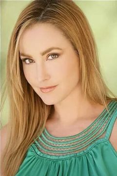 Aimee Brooks interpreta Annie