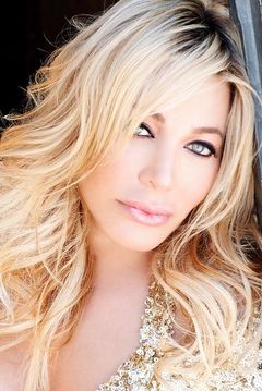 Taylor Dayne interpreta Marissa