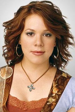 Lynsey Bartilson interpreta Nora Kilkenny
