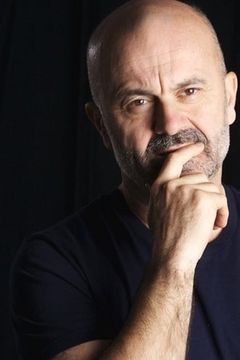 Sergio Pierattini interpreta Venetian Glassblower