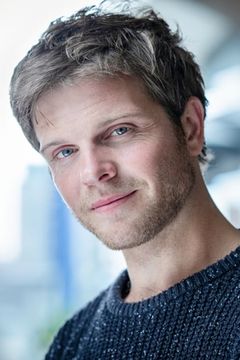 Ross Anderson interpreta Patrick Harris