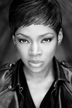 Caroline Chikezie interpreta Queen Tamlin