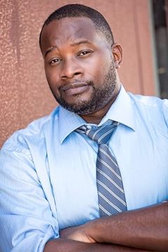 Jelani Quinn interpreta Crying Loser