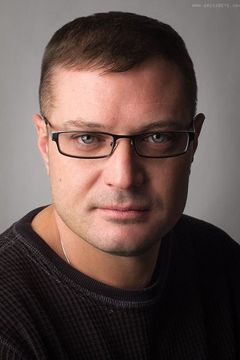 Jeff Kamps interpreta Train Commuter