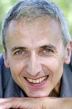 Thierry Robard interpreta Armand
