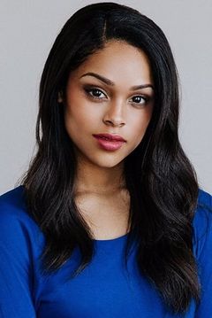 Ashley Santos interpreta Emily Campbell