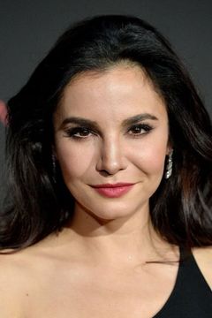 Martha Higareda interpreta Grace Garcia