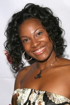 Angel Laketa Moore interpreta Megan