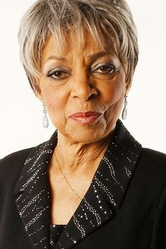Ruby Dee interpreta Female