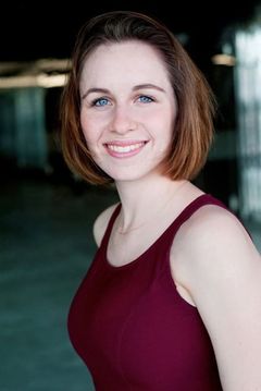 Eugenie Anselin interpreta Christiane