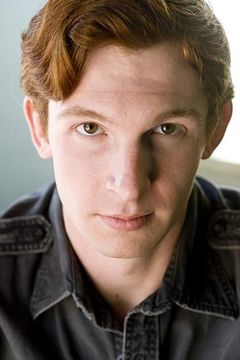 Harrison Bieker interpreta Milwaukee Boy (uncredited)