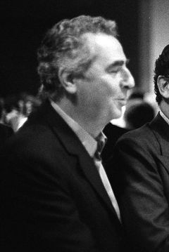 Piero De Bernardi interpreta comandante aeroporto di Milano
