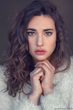 Teresa Romagnoli interpreta Angela