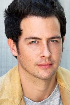 John Boyd interpreta James Aubrey