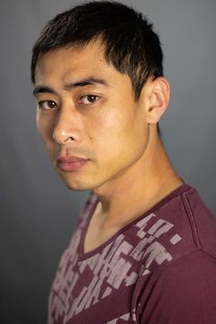 William Ngo interpreta Phu (uncredited)