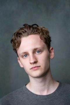 Rudi Goodman interpreta Additional Voices (voice)