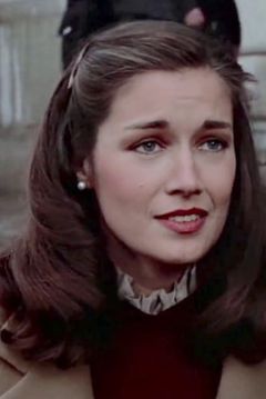 Kristin Holby interpreta Penelope Witherspoon