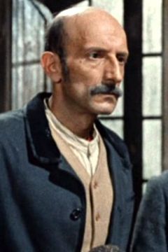 Aldo Barozzi interpreta Convict (uncredited)