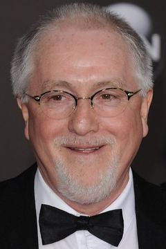 Patrick Doyle interpreta Wedding Minister