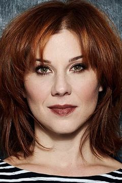Stephanie Kurtzuba interpreta Jolene Vanning