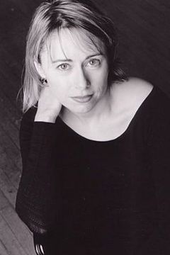 Claire Thomas interpreta Lydia #3